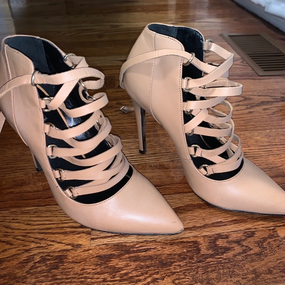 Aldo nude/tan strappy heels size 7 - Picture 1 of 4